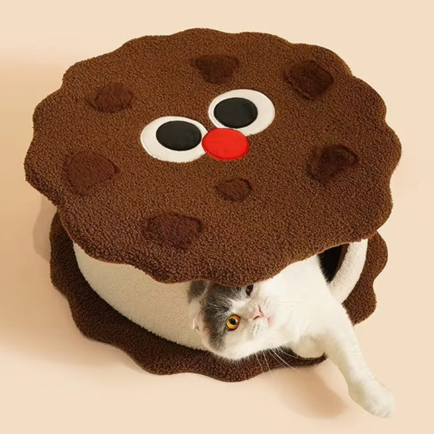 Cookie Sandwich Cat Hideout